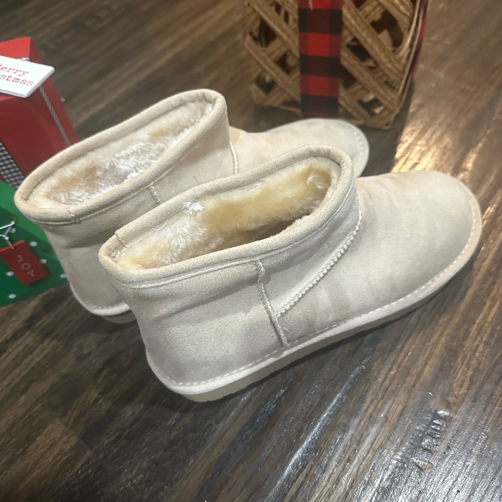 Arizona Jean Company Winter Booties Woman’s Size 8 - Picture 4 of 8